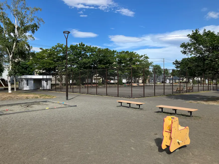 札幌市西区発寒大空公園テニスコート