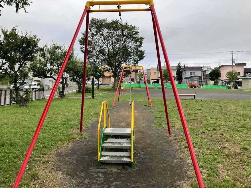 札幌西区西町梅林公園ターザンロープ