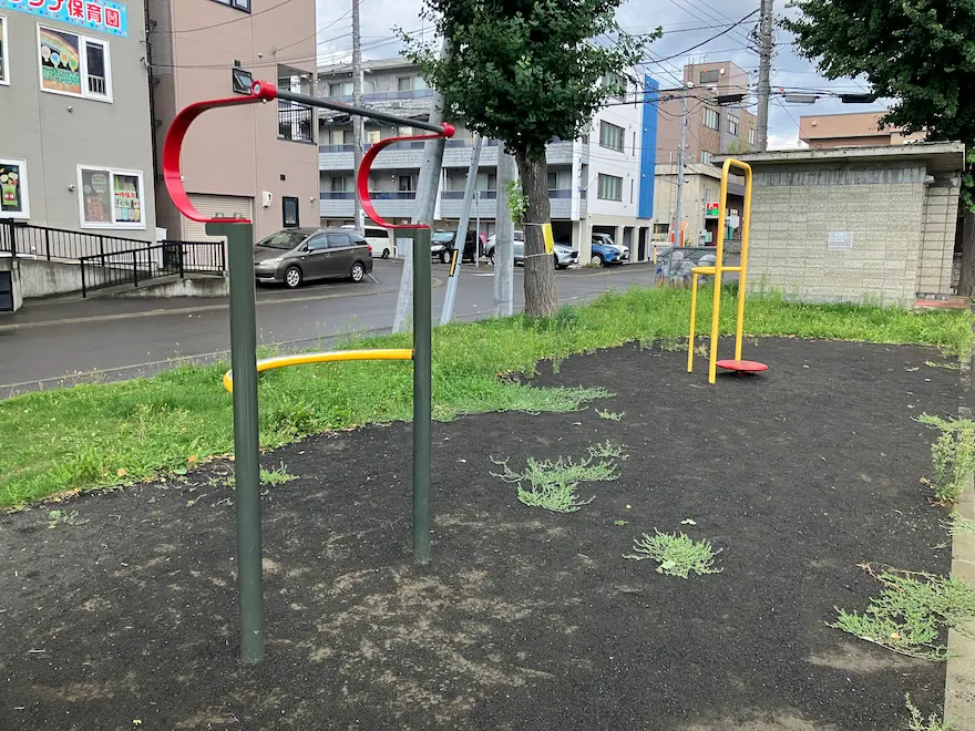 銀杏公園健康器具